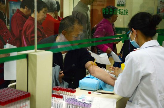 东胜集团·老人免费体检健康公益活动圆满举办